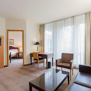 https://lovingly-furnished-apartment-with-good-transport.find-berlin-hotels.com